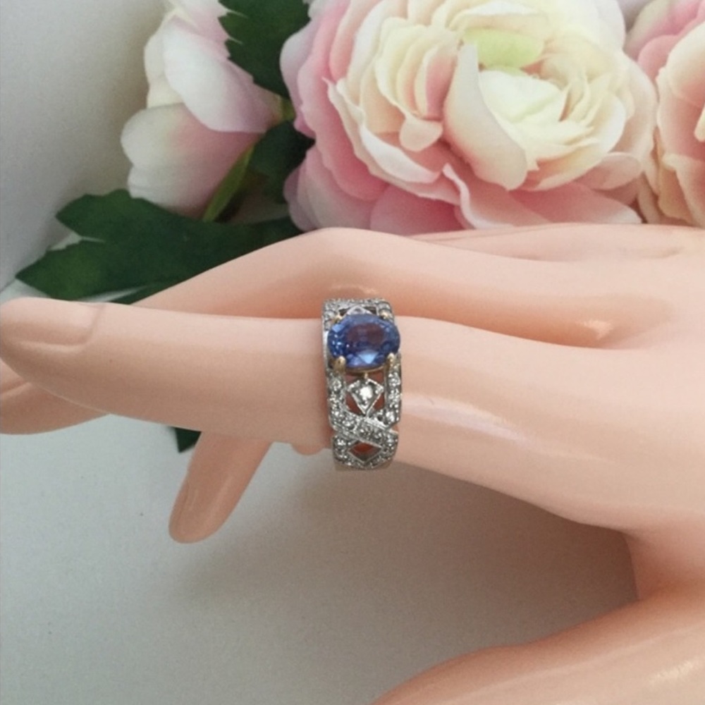 14k TANZANITE RING
